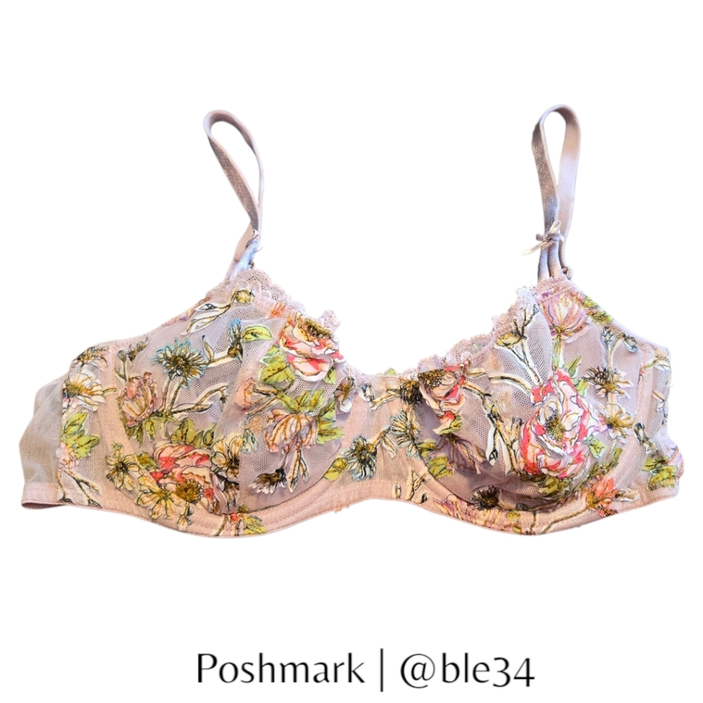 Victoria’s Secret Floral Embroidered Side Cup Lining Mesh Light Pink Purple Bra